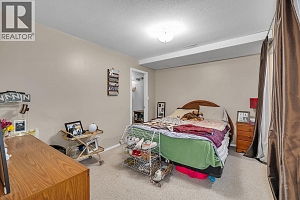 7992 Falcon Ridge Crescent - Photo 40