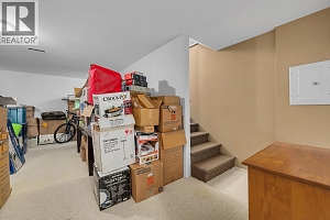 7992 Falcon Ridge Crescent - Photo 46