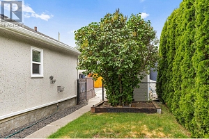 842 Glenmore Drive - Photo 35
