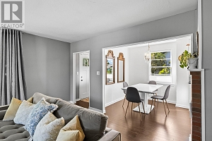 1404 Graham Street - Photo 3