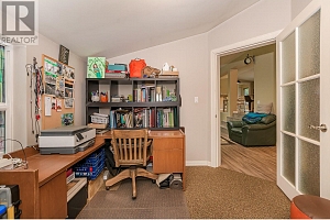 645 Capri Road - Photo 32