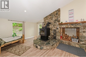 645 Capri Road - Photo 6