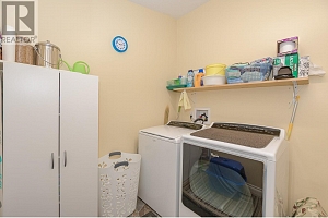 645 Capri Road - Photo 64