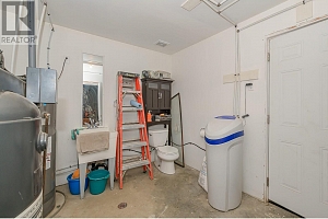 645 Capri Road - Photo 70