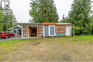 645 Capri Road - Photo 71