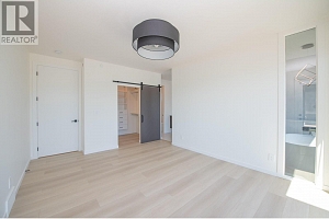 8820 Oxford Road - Photo 41