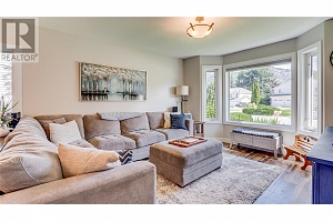 6440 Woodland Drive - Photo 4
