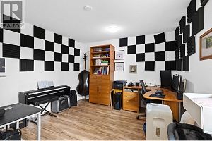 935 Laurier Avenue - Photo 63