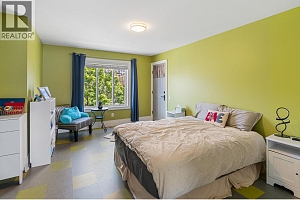 374 Quilchena Drive - Photo 40