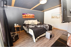 28 Rosoman Road - Photo 32