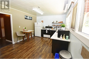 28 Rosoman Road - Photo 45