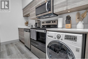 2555 Lakeshore Road Unit# 211 - Photo 3