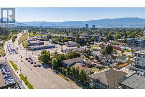 1069 Clement Avenue - Photo 13