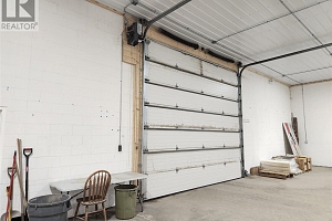 903 Raffan Road - Photo 32