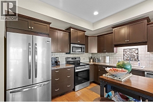 4900 Heritage Drive Unit# 203 - Photo 9