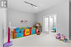 453 Lakepointe Drive - Photo 47