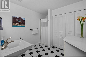 1116 Caledonia Way - Photo 35