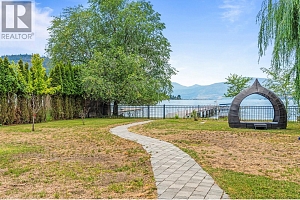 2640 Lakeshore Road - Photo 2