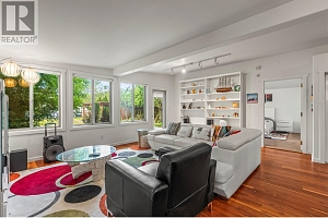 2640 Lakeshore Road - Photo 39