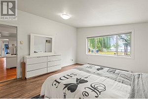 2640 Lakeshore Road - Photo 41