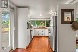 2640 Lakeshore Road - Photo 44