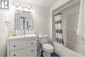 2640 Lakeshore Road - Photo 50