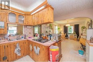 2405 Mabel Lake Road - Photo 7