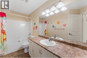 194 Poonian Court - Photo 21