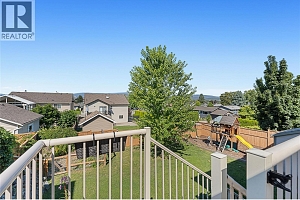 194 Poonian Court - Photo 32