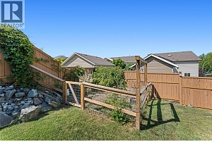 194 Poonian Court - Photo 36
