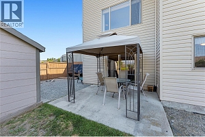 194 Poonian Court - Photo 39