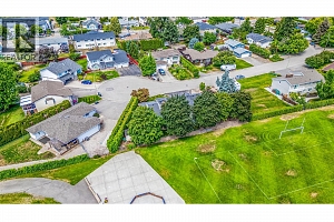 685 Richards Road - Photo 59