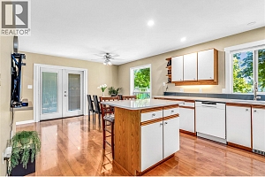 685 Richards Road - Photo 9