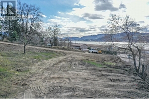 7791 Pleasant Valley Road - Photo 16