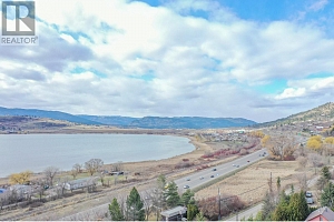 7791 Pleasant Valley Road - Photo 26