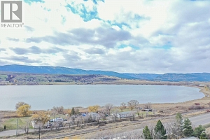 7791 Pleasant Valley Road - Photo 27
