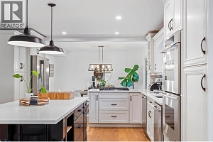 4540 Lakeshore Road - Photo 10