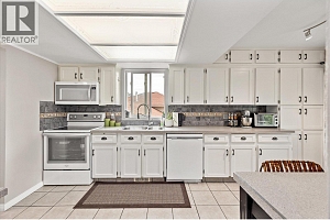 3140 Coventry Crescent - Photo 10