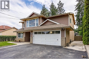 3140 Coventry Crescent - Photo 2