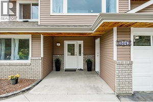 3140 Coventry Crescent - Photo 3