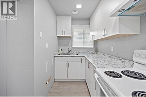 3140 Coventry Crescent - Photo 30