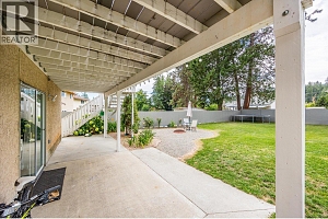 3140 Coventry Crescent - Photo 34