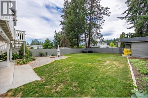 3140 Coventry Crescent - Photo 35