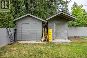 3140 Coventry Crescent - Photo 42