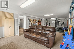 6390 Cardinal Road - Photo 31