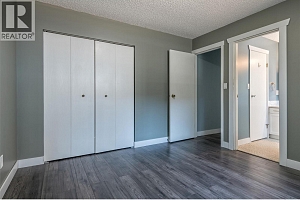 3704 40 Avenue - Photo 18