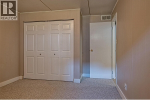 3704 40 Avenue - Photo 24