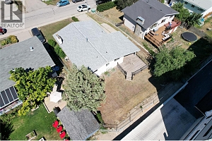 3704 40 Avenue - Photo 44