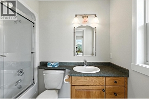 4504 Bellevue Drive - Photo 15