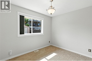 4504 Bellevue Drive - Photo 19